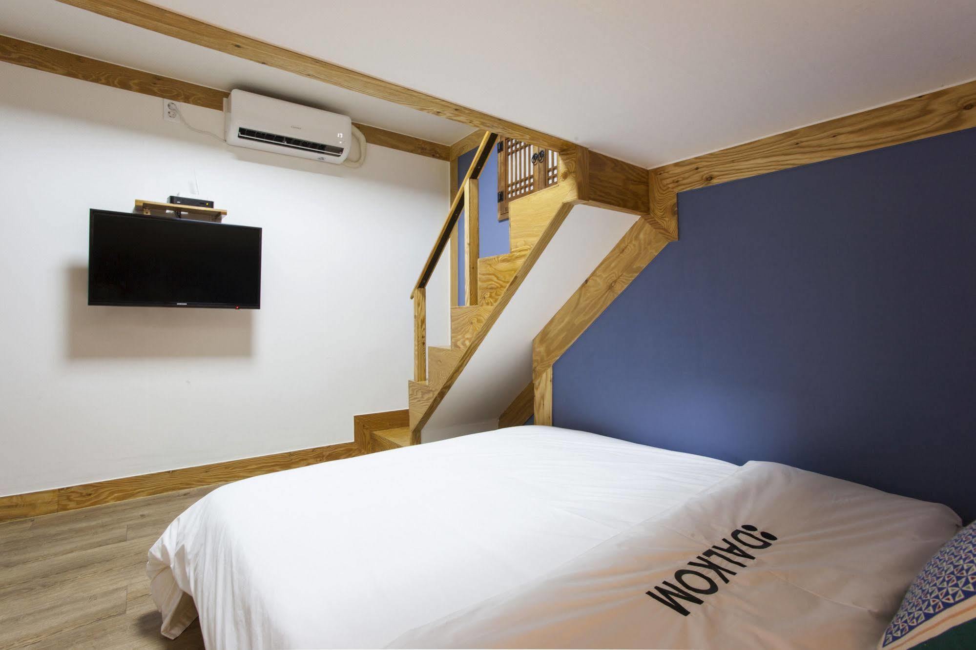 Mini Hotel Dalkom In Dongdaemun Seoul Exterior photo